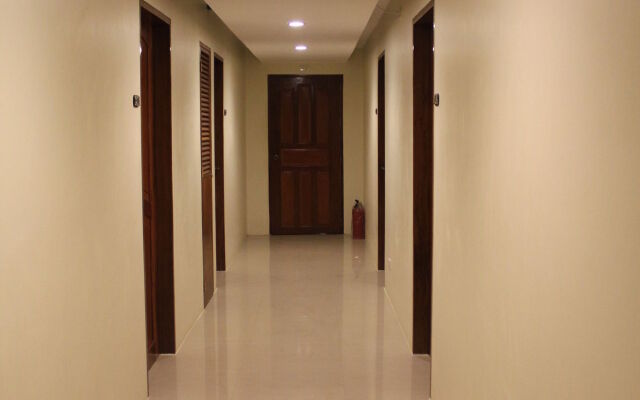 Aqua Travel Lodge