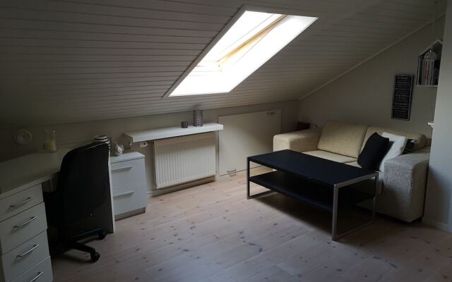 Rose Cottage 70m2 Tórshavn with Parking