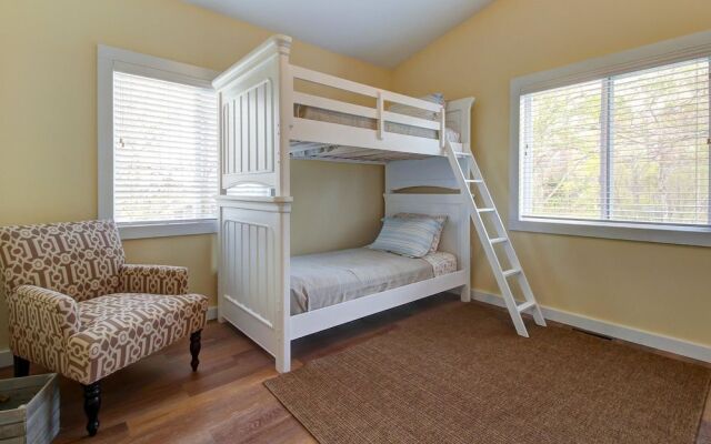 The Summit Boathouse