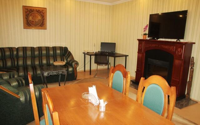 Отель Водолей