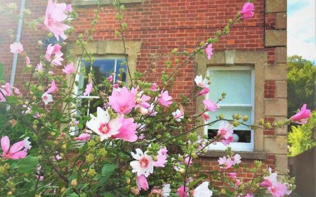 Bridport Garden Suite