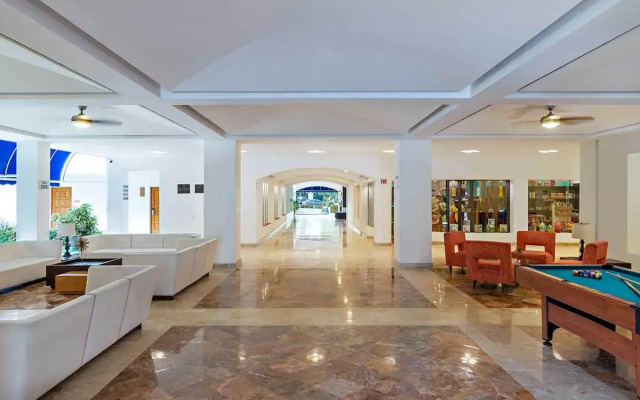 Beachscape Kin ha Villas & Suites