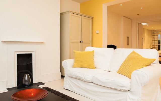 2 Bedroom Apartment in Marylebone