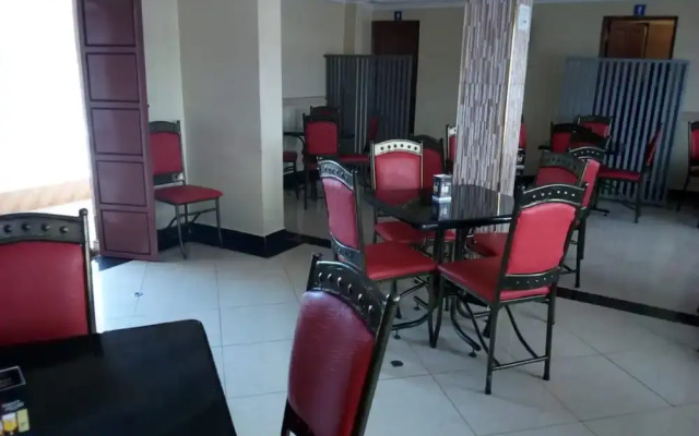 Jax Safari Hotel