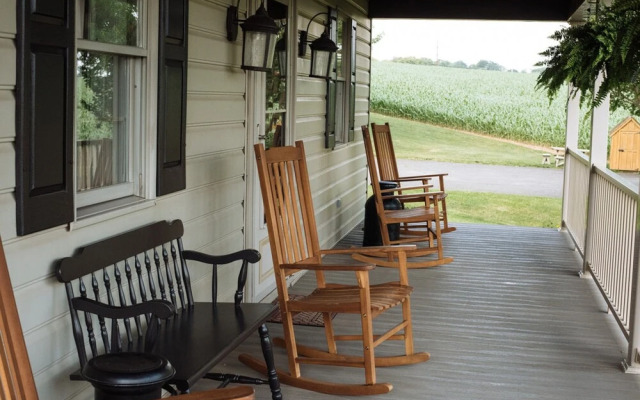 Country Log House Farm Bed and Breakfast