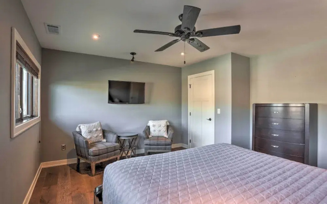 Main Street Strugis Apt w/ High-end Features