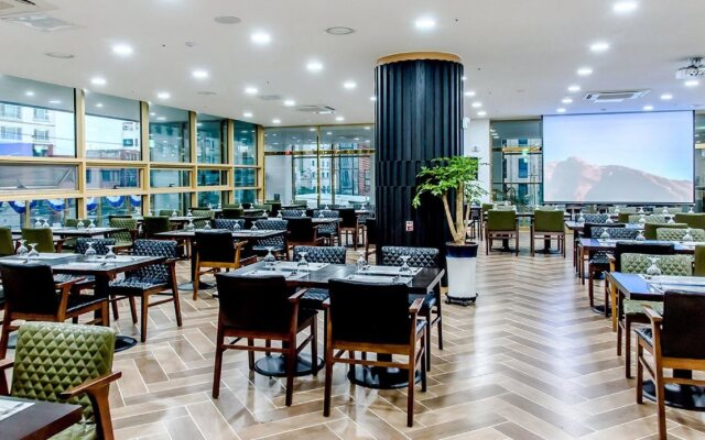 Hotel Shalom