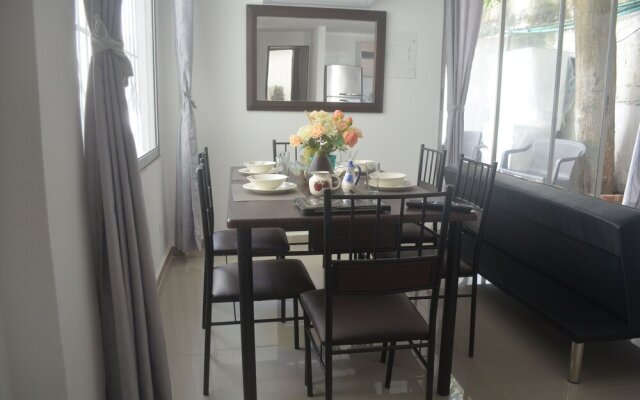 House by the Beach in Cartagena With Wifi tv and ac