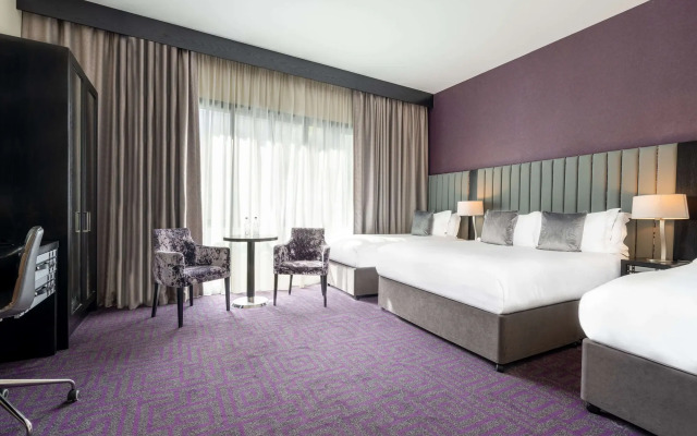 The Trinity City Hotel