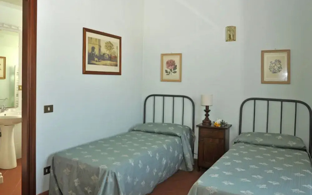 Villa in Lazio With Pool and Vineyards