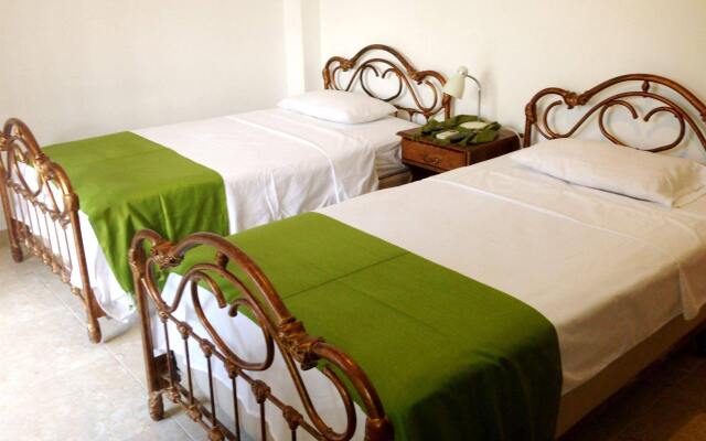 El Patio Suites II