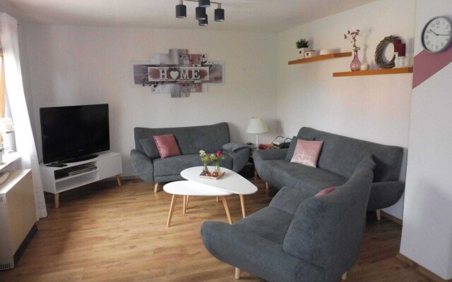 Spacious Apartment in Pracht near Forest
