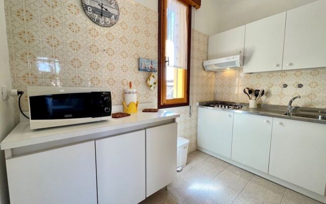 Luxury Apartment in Great Location - Beahost