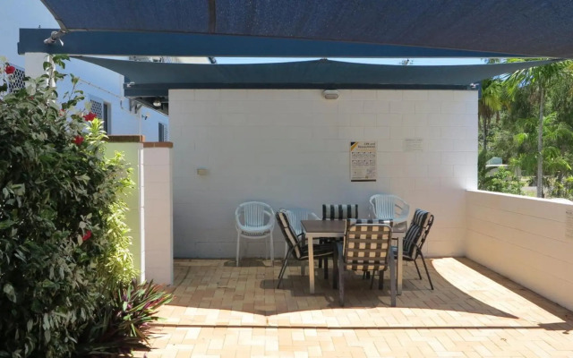 Paradise Apartments Unit 2