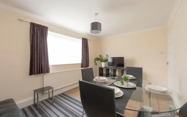 BookedUK - Modern Apartment in Harlow