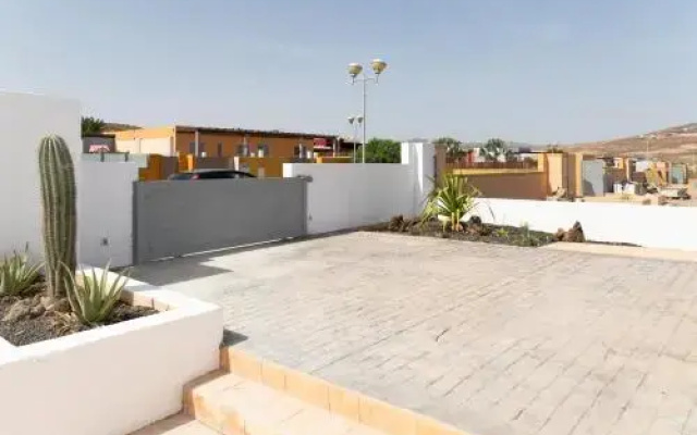Ereza White Homes