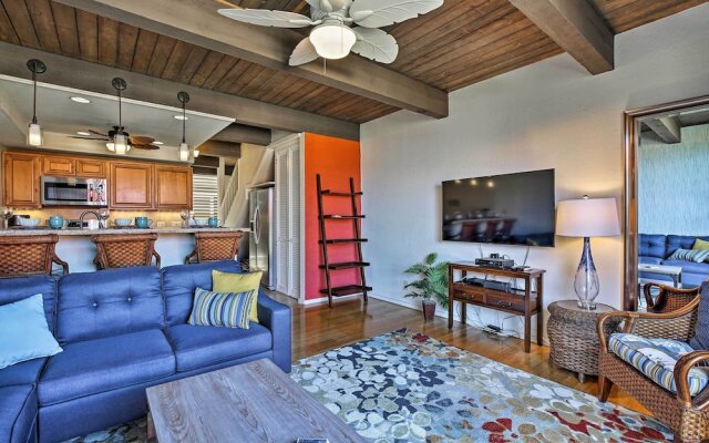 Kona Condo w/ View, Walk to Beach & Restaurants
