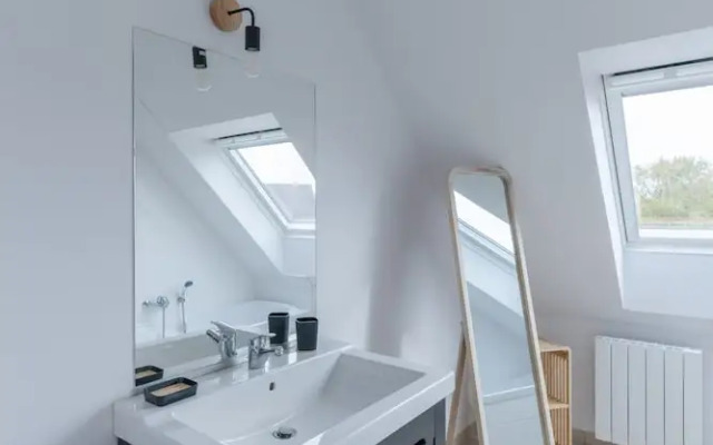 Charming House 300m From the sea