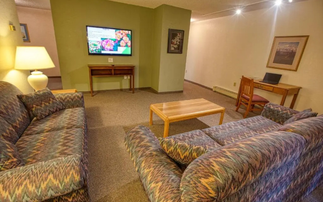 Wedgewood Resort