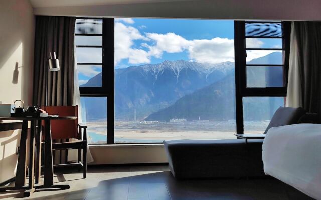 JOVE MOUNTAIN UrCove Nyingchi Hotel