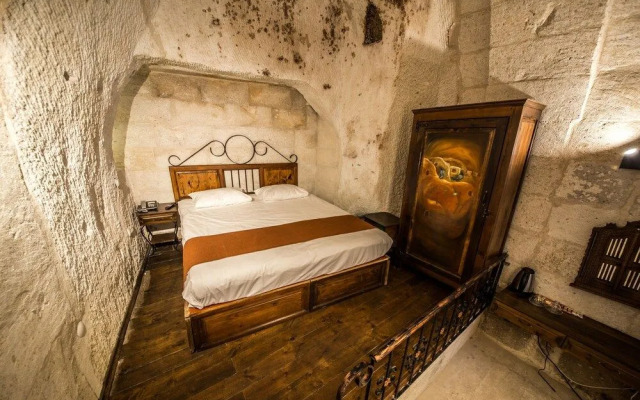 Harkasos Cave Hotel