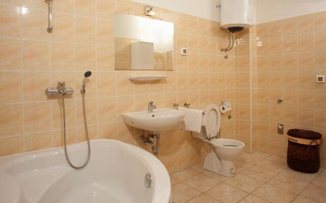 Villa Apartments Mecajac
