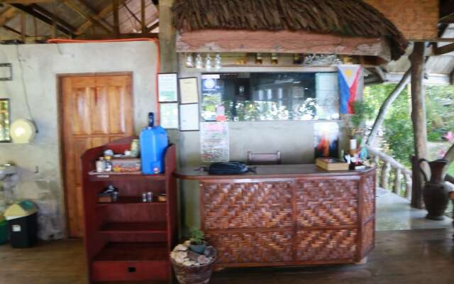 Algen's Dive Resort
