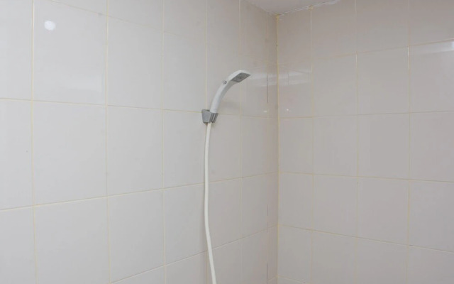 Strategic and Simply 2BR near Cassablanca at Bassura City Apartment