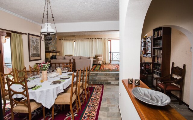Traditional Luxury Villa Armonia