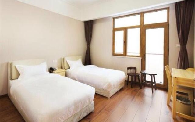 Zhangjiakou Dolomiti White Birch Hotel
