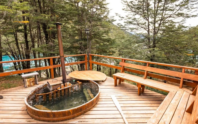 Patagonia Baker Lodge