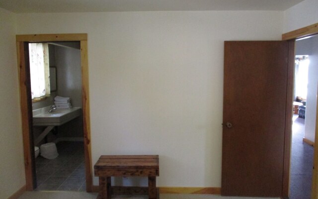 Sauble River Marina & Lodge Resort