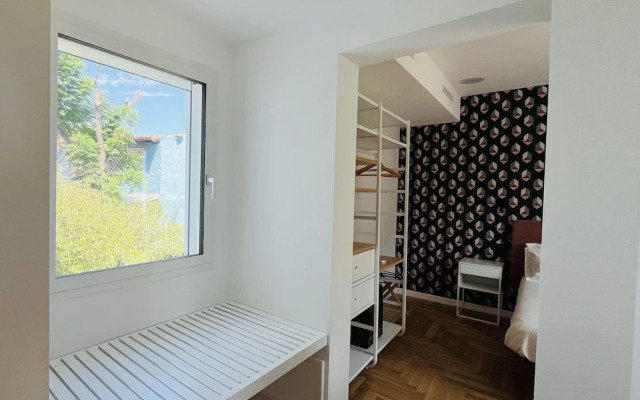 Marina Boutique Rooms