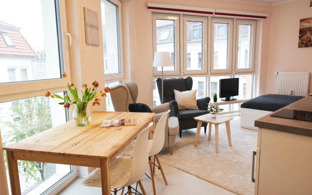 FULL HOUSE Studios - CityView Apartment - NETFLIX + WiFi inkl.