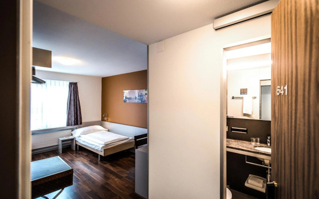 Alexander Guesthouse