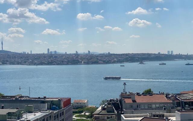 Bosphorus dominant renovated 120M apt with breathtaking view