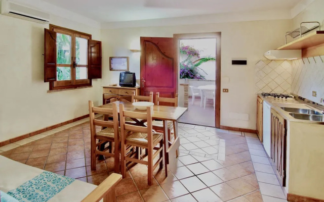 Residence con piscina a 250 mt dal mare