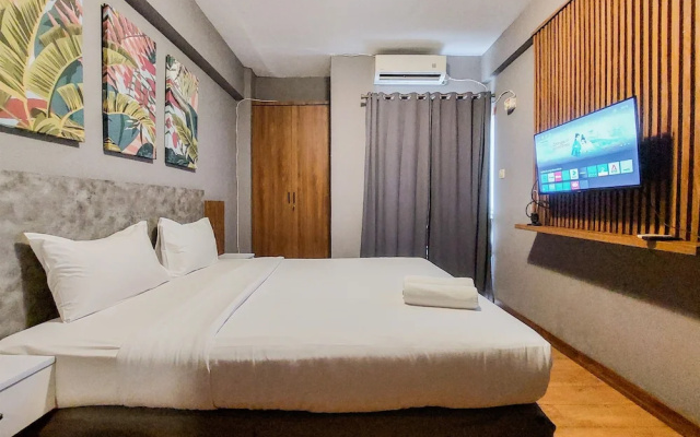 Relaxing And Homey Studio Sky View Apartment