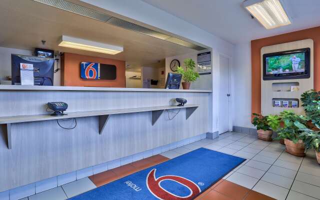 Motel 6 Flagstaff, AZ - West - Woodland Village