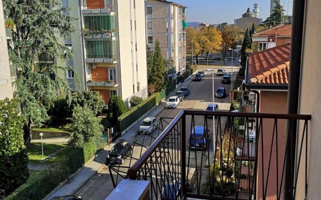 Queen East Verona apartments