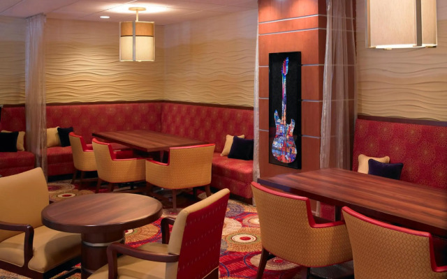 Wyndham Cleveland Airport