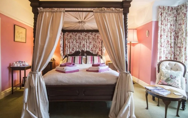 No. 21 Guest Accommodation