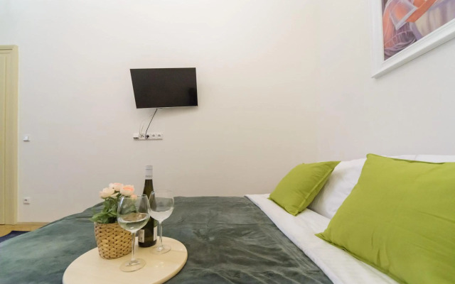 Cozy apartment near Štefánikův most