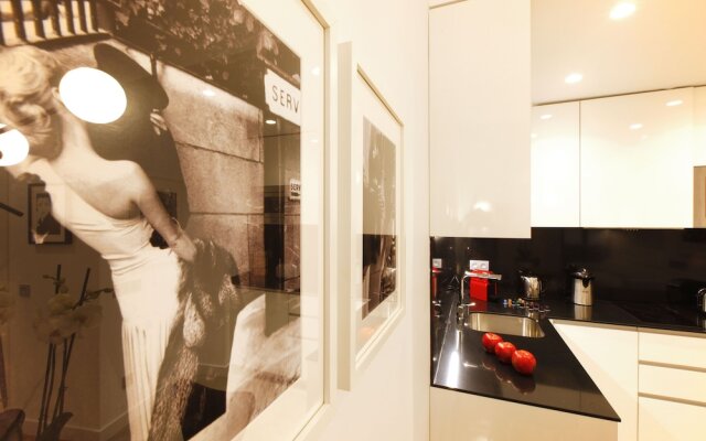 Monserrat - Madflats Collection