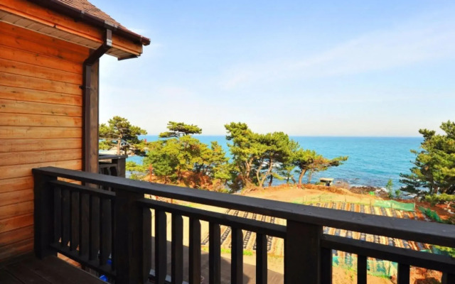 Gyeongju Ocean Tour Pension