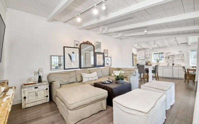 3690 Carlsbad Boulevard - Unit A