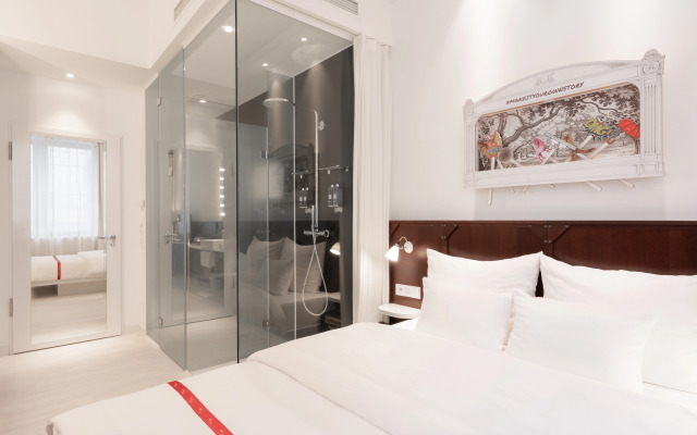 Ruby Leni Hotel Dusseldorf