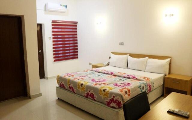 Roses Regency Hotel and Suites