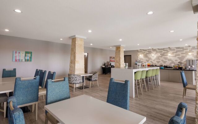 Best Western Plus Killeen/Fort Cavazos Hotel & Suites