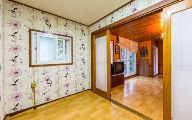 Pocheon Sanulteo Pension
